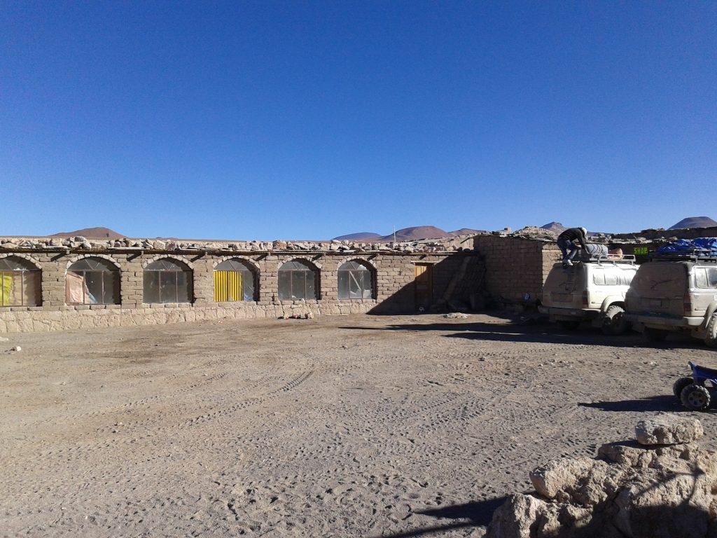 Nuestro Alojamiento en el Salar del Uyuni, Bolivia, 2014 | rominitaviajera.com