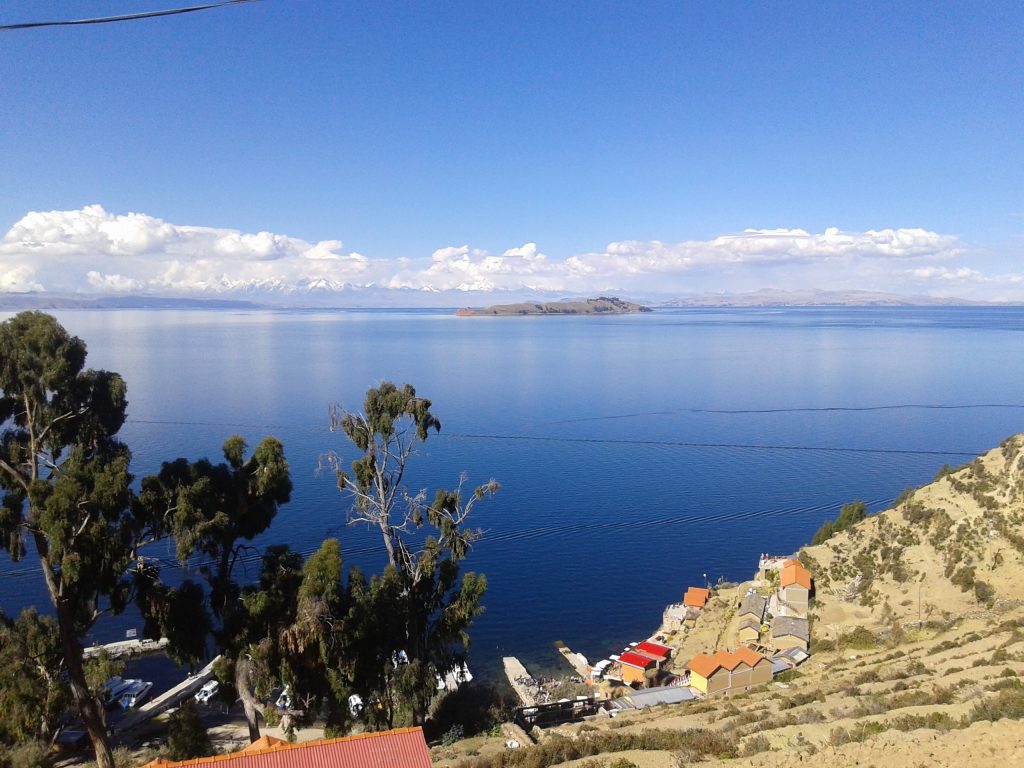 Vista panorámica desde Isla del Sol, Bolivia, 2014 | rominitaviajera.com