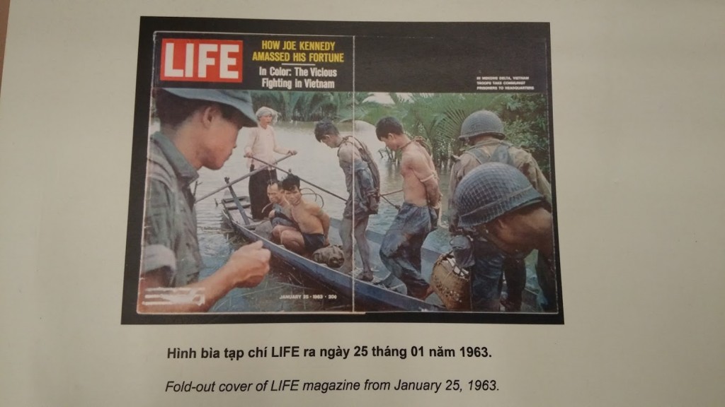 Portada de la revista Life sobre la guerra de Vietnam, Museo de la guerra, Ho Chi Minh, VietnamPortada de la revista Life sobre la guerra de Vietnam, Museo de la guerra, Ho Chi Minh, Vietnam