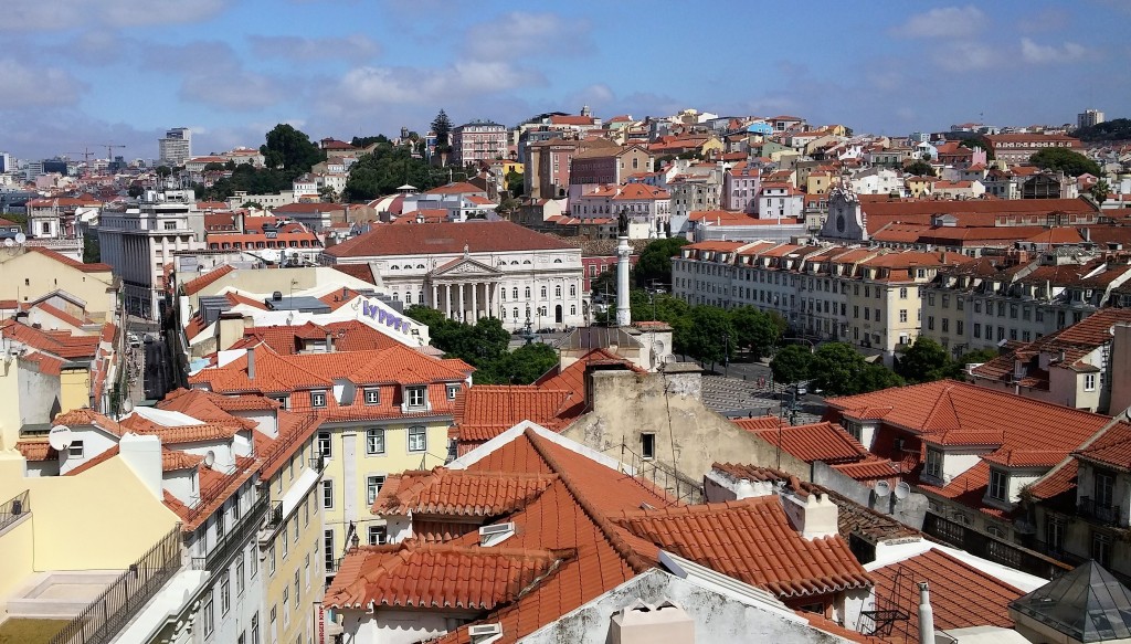 Vistas desde el Mirador de Santa Justa, Lisboa, Portugal, 2015