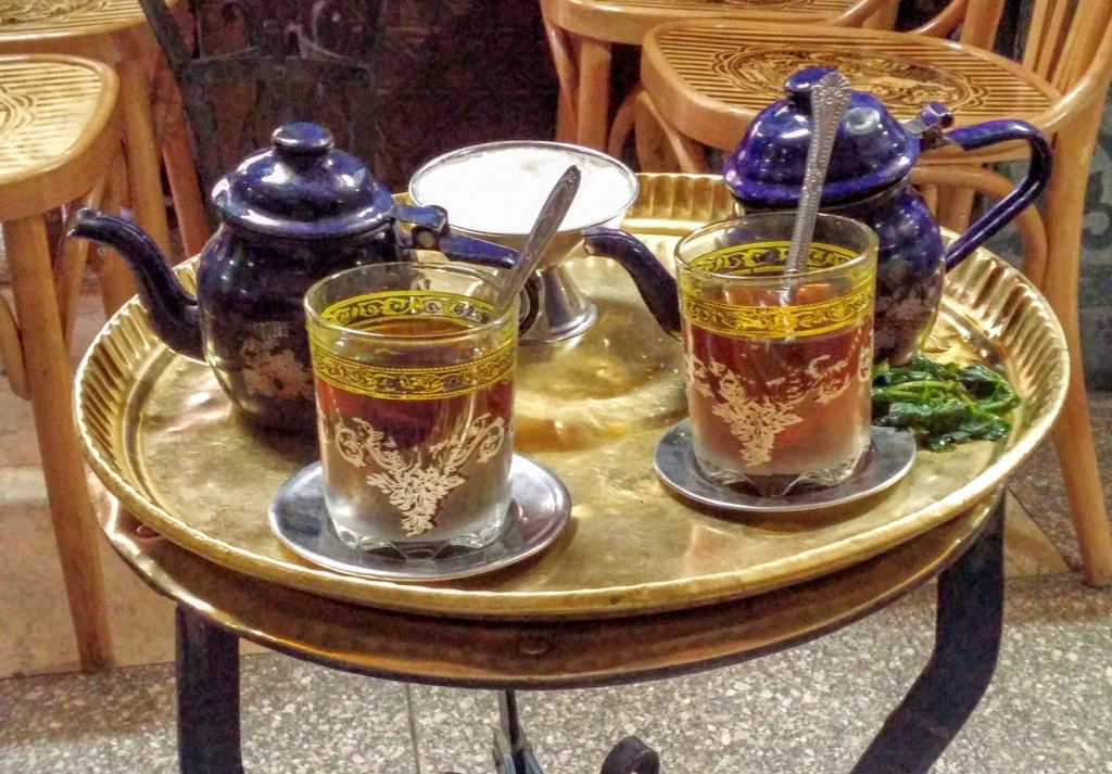 Tomando un te en el centro, El Cairo, Egipto, marzo 2016