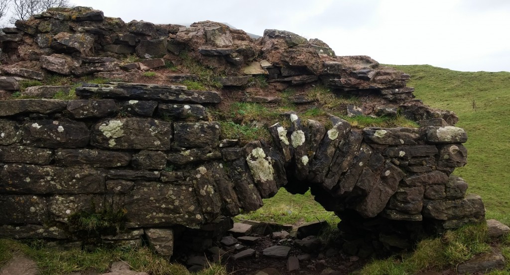 Ruinas del Castillo Dinas, Brecon Beacons, Gales, Reino Unido, enero 2016