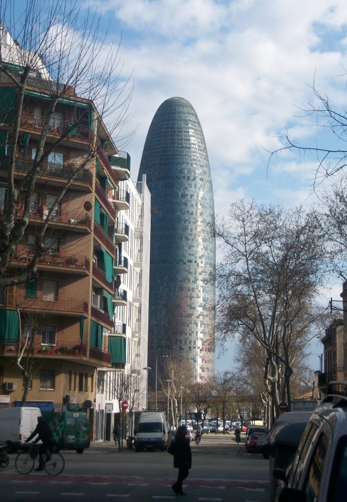 La Torre Agbar, Barcelona 2010 | viajarcaminando.org