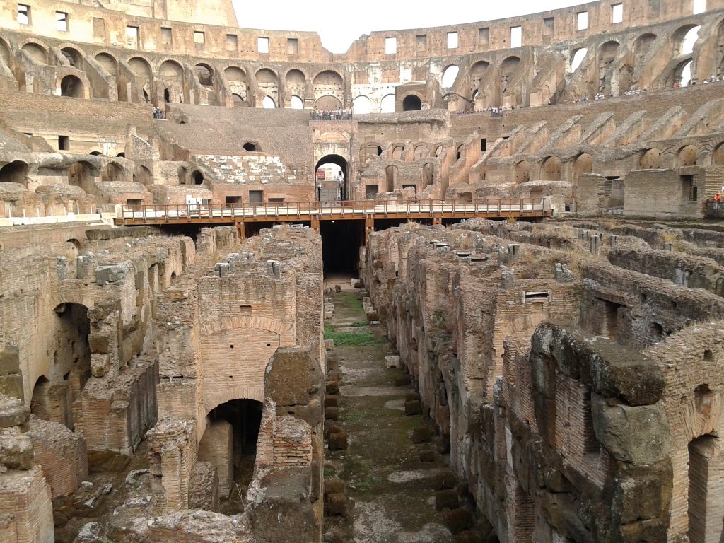 El Coliseo por dentro, Roma, Italia, 2013 | viajarcaminando.org