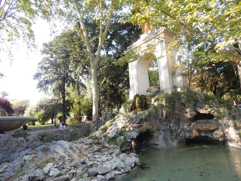 Fuente en la Villa Borgesa, Monte Pincio, Roma, Italia, 2013 | rominitaviajera